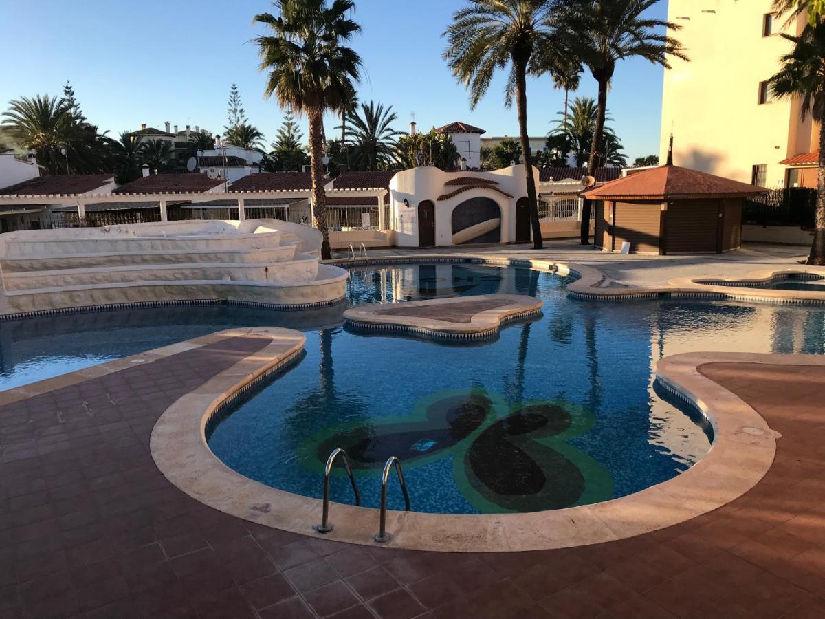 Estudio En Denia Con Piscina Y Wifi Privada, A 100 M Del Mar Exterior photo